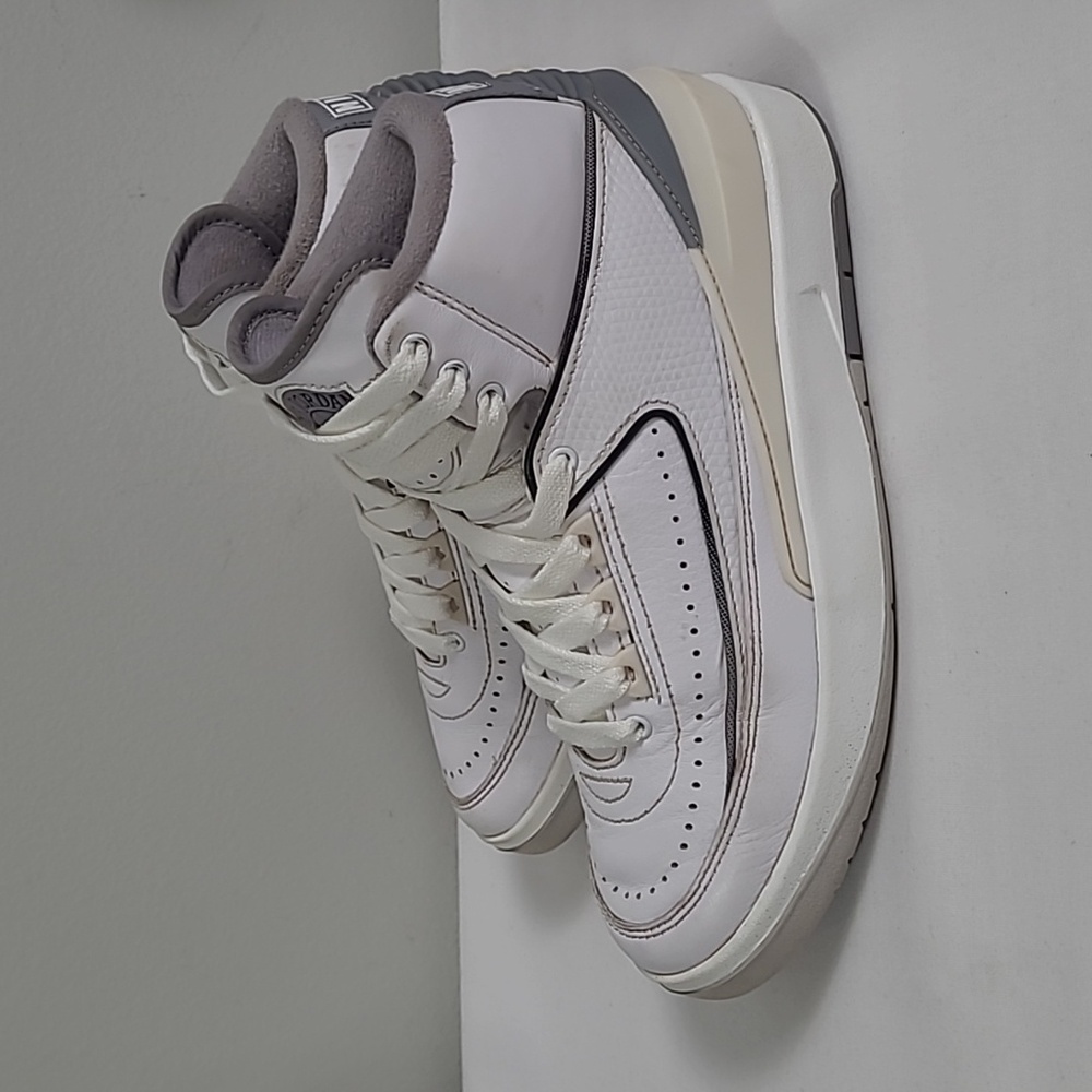 Air Jordan 2 retro white cement gray mid tops shoes